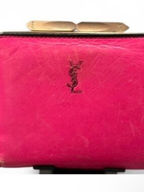 Yves Saint Laurent Vintage Kiss lock Hot Pink Leather Compact Wallet